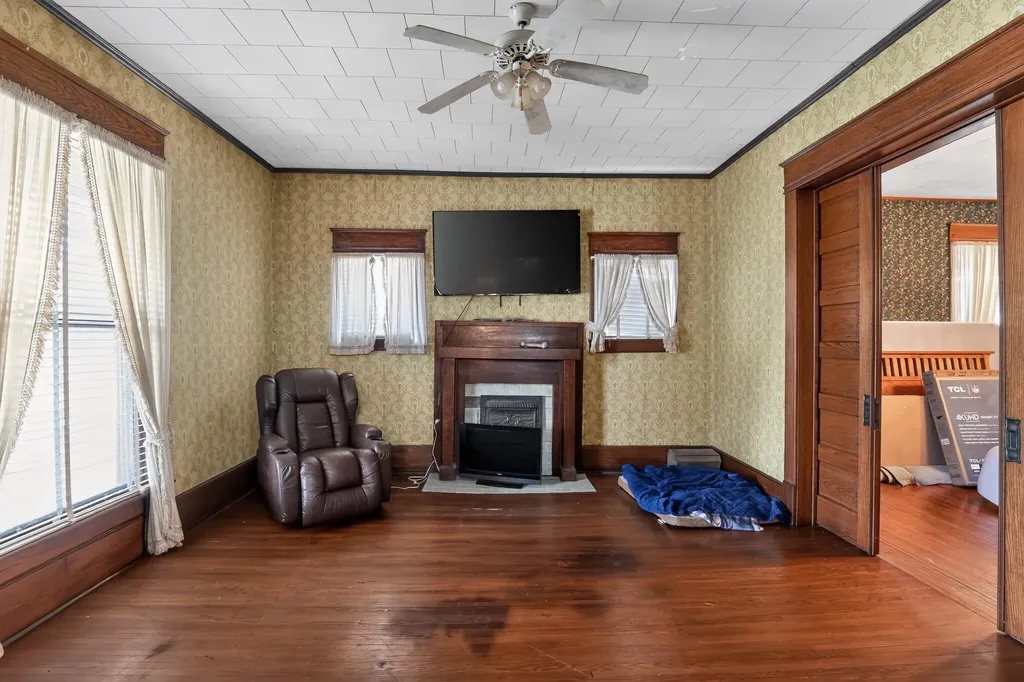 512 S 7th Street Mayfield KY 42066
