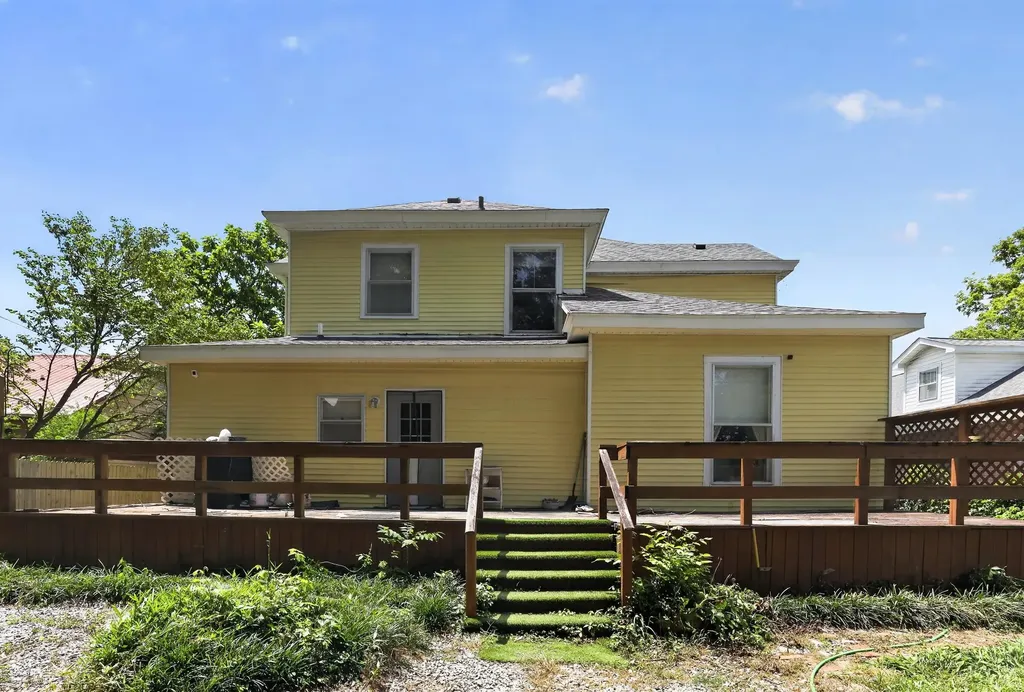 512 S 7th Street Mayfield KY 42066