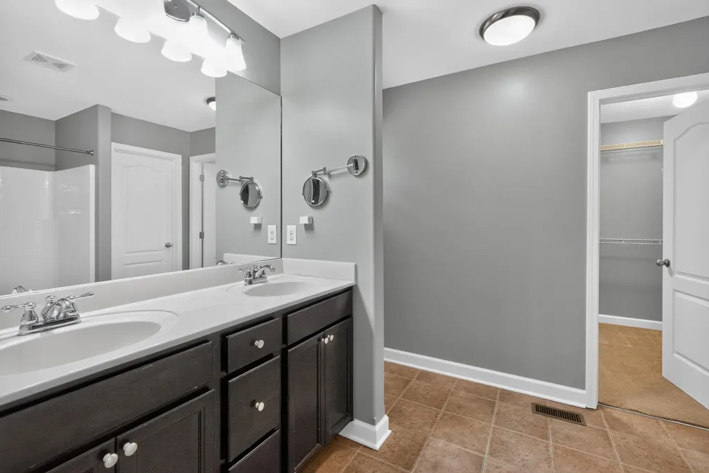 2013 Drummond Drive Lexington KY 40511