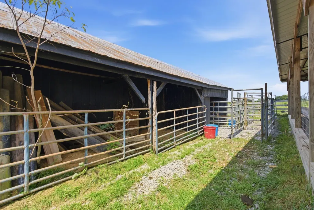 1006 Sebree Road Stamping Ground KY 40379