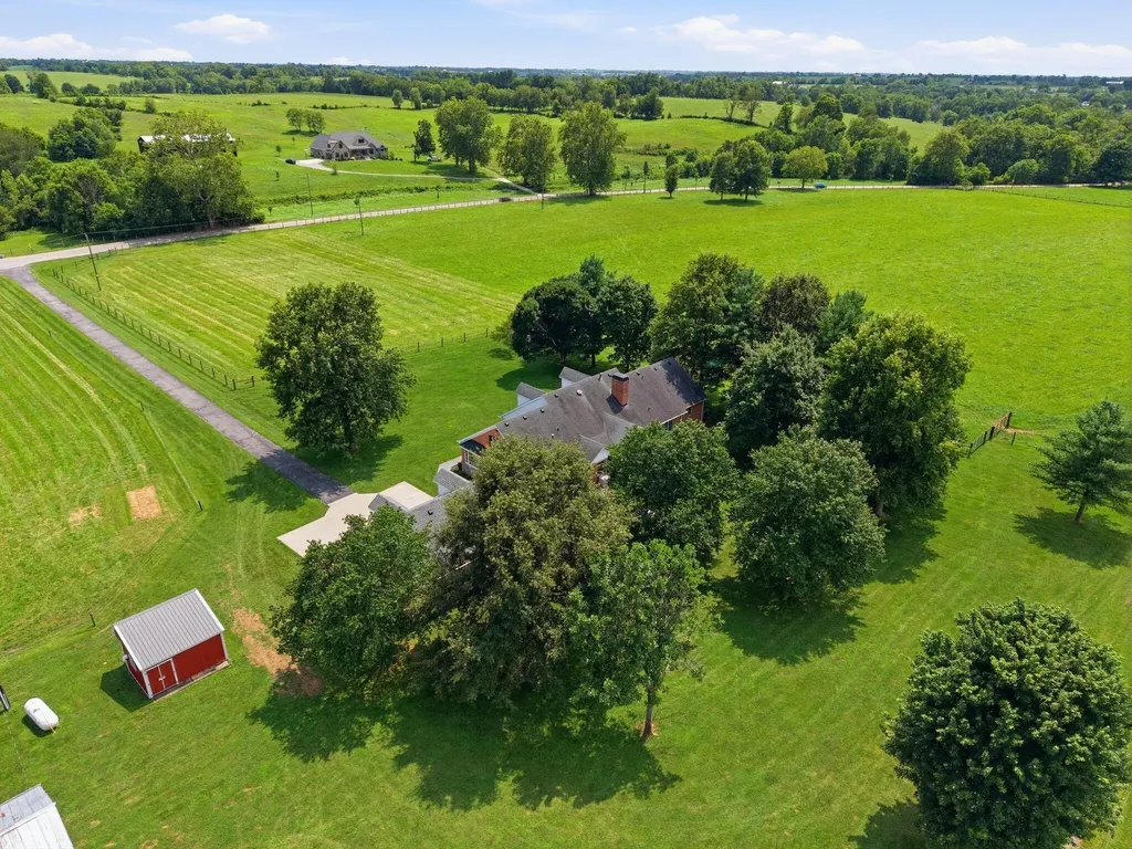 1006 Sebree Road Stamping Ground KY 40379