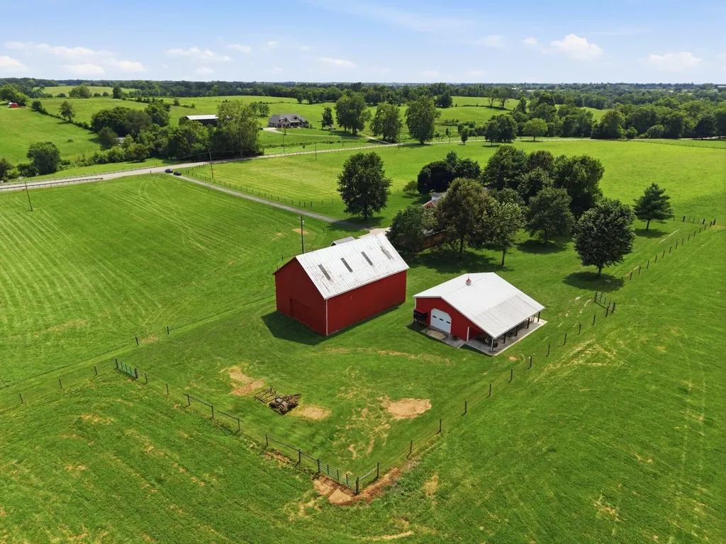 1006 Sebree Road Stamping Ground KY 40379
