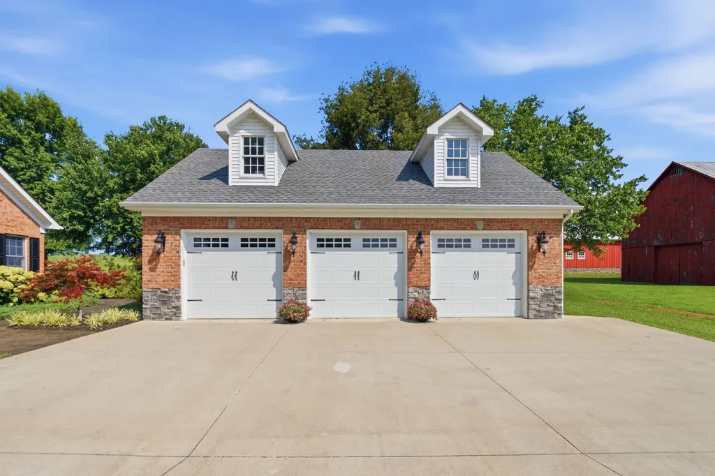 1006 Sebree Road Stamping Ground KY 40379