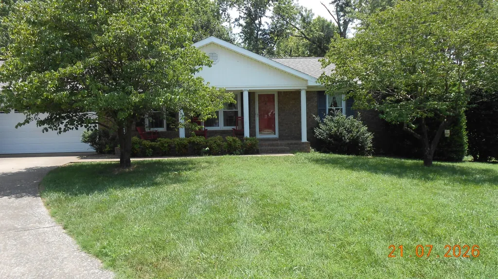 302 Springmont Drive Hopkinsville KY 42240