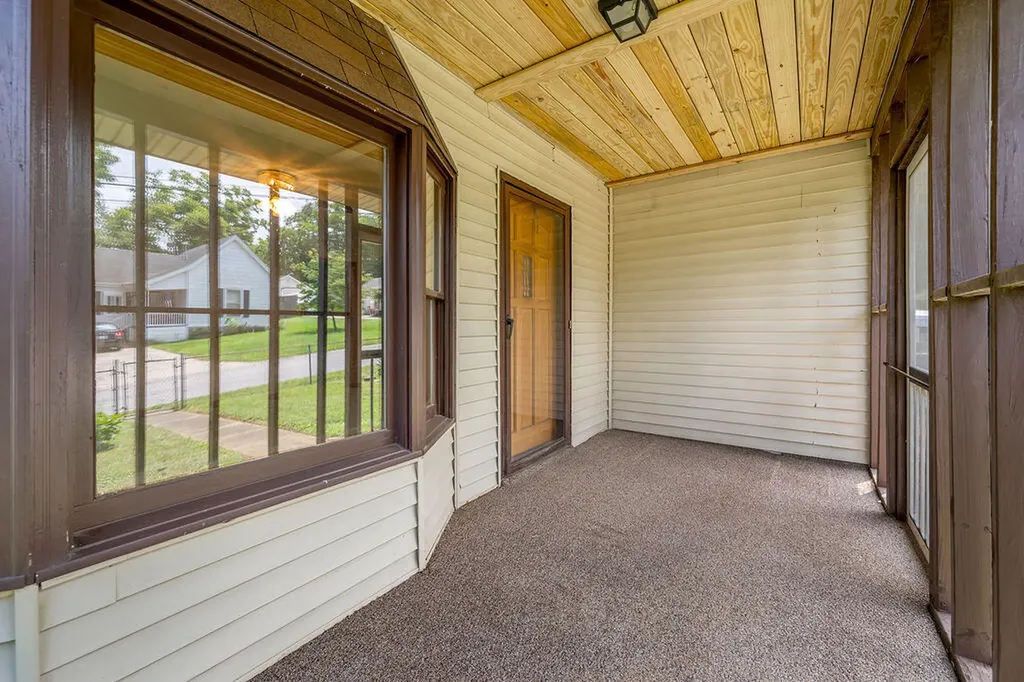 151 Minary Avenue Versailles KY 40383