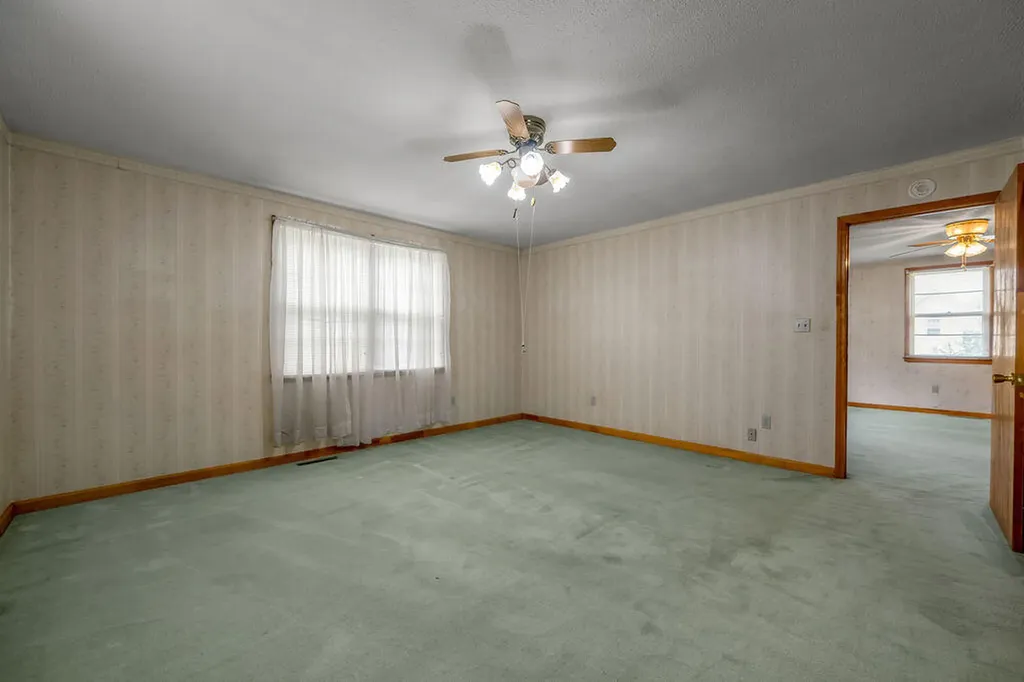 151 Minary Avenue Versailles KY 40383