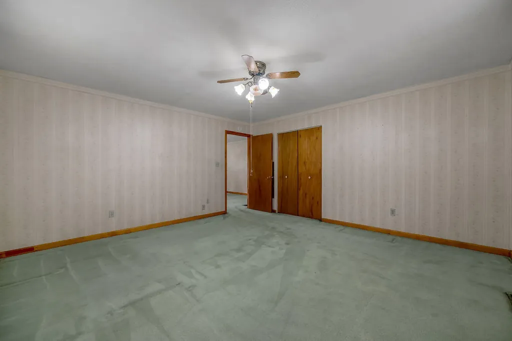 151 Minary Avenue Versailles KY 40383