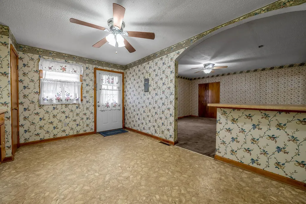 151 Minary Avenue Versailles KY 40383