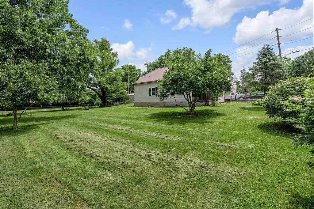151 Minary Avenue Versailles KY 40383