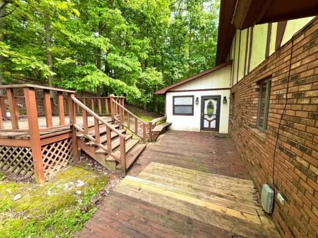 Pineville KY 40977