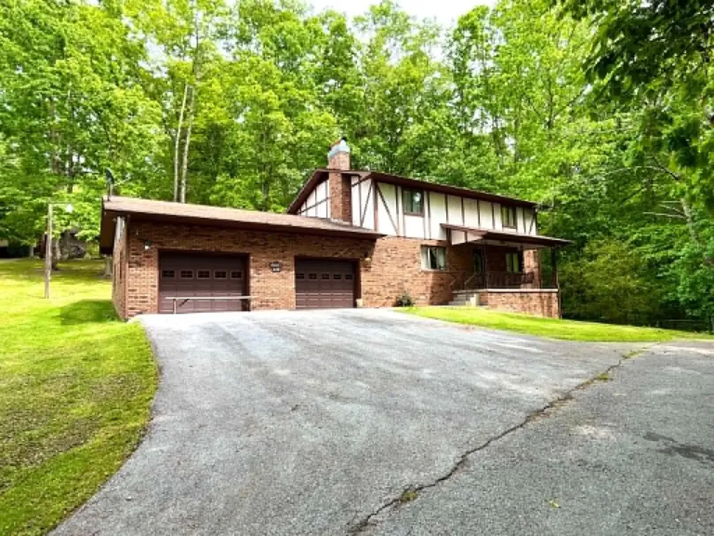 Pineville KY 40977