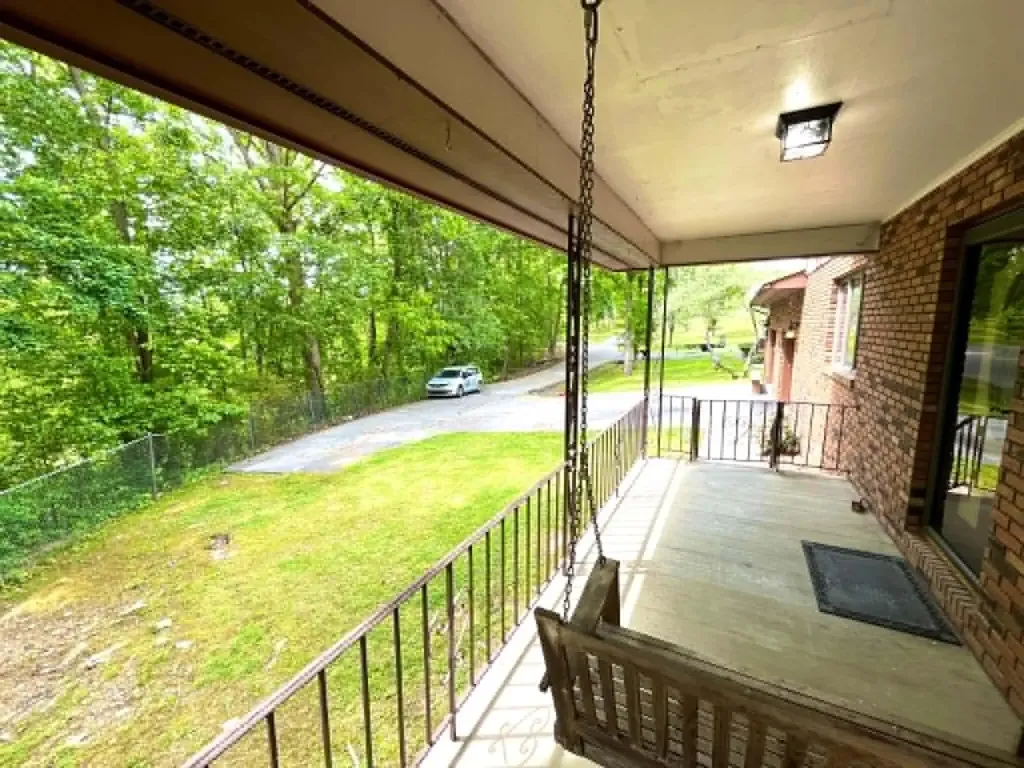 Pineville KY 40977