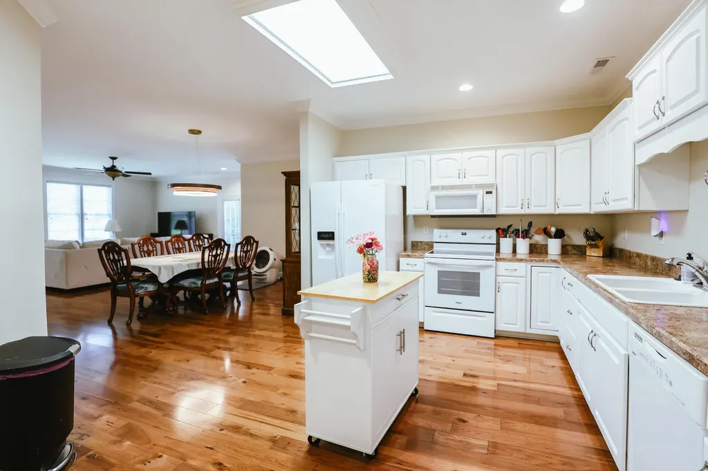 1868 Elmdale Road Paducah KY 42003