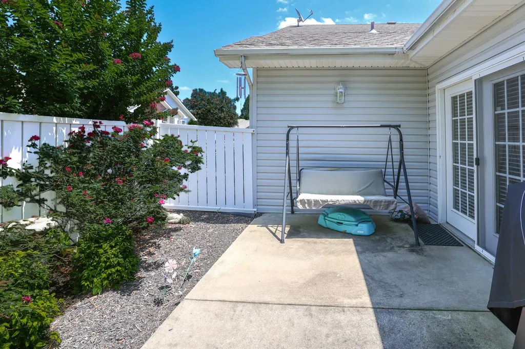 1868 Elmdale Road Paducah KY 42003