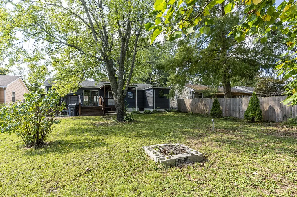 491 Stratford Drive Lexington KY 40503