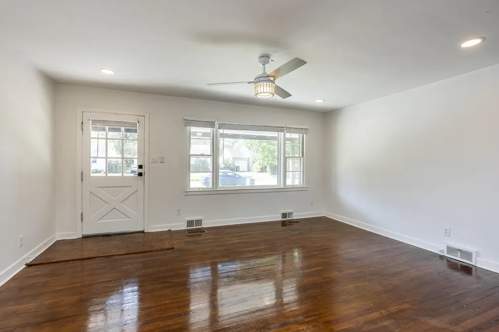 491 Stratford Drive Lexington KY 40503