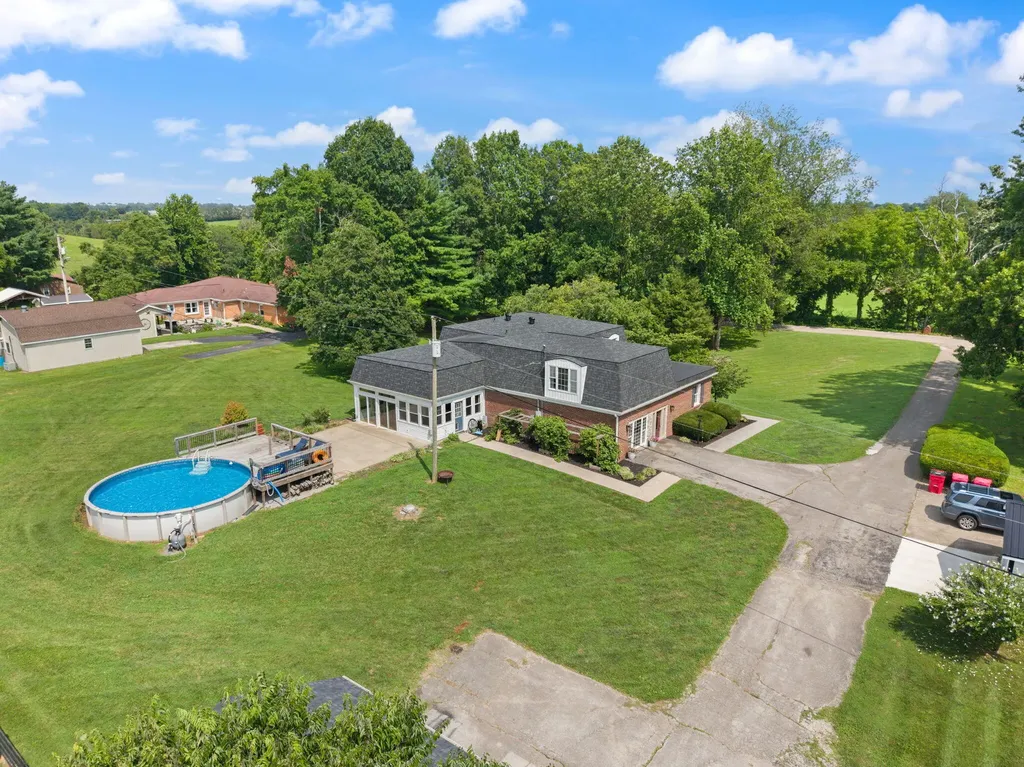 2419 Shun Pike Nicholasville KY 40356