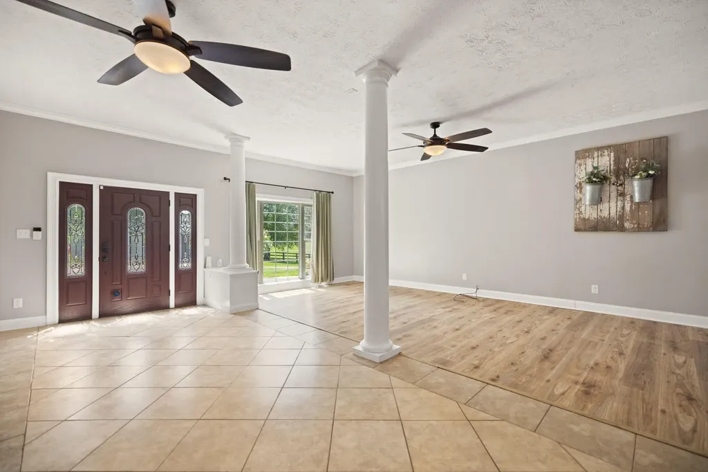 2419 Shun Pike Nicholasville KY 40356
