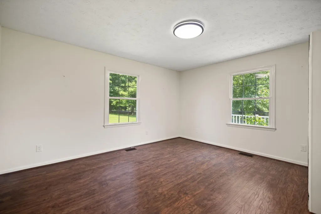2419 Shun Pike Nicholasville KY 40356