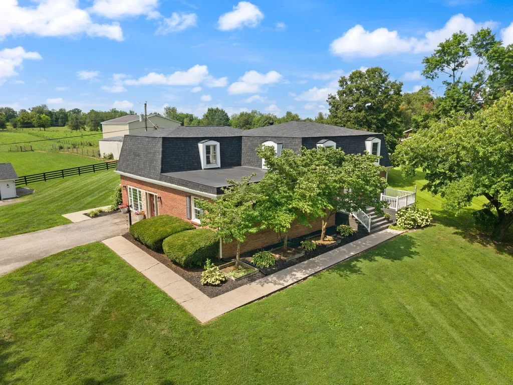 2419 Shun Pike Nicholasville KY 40356