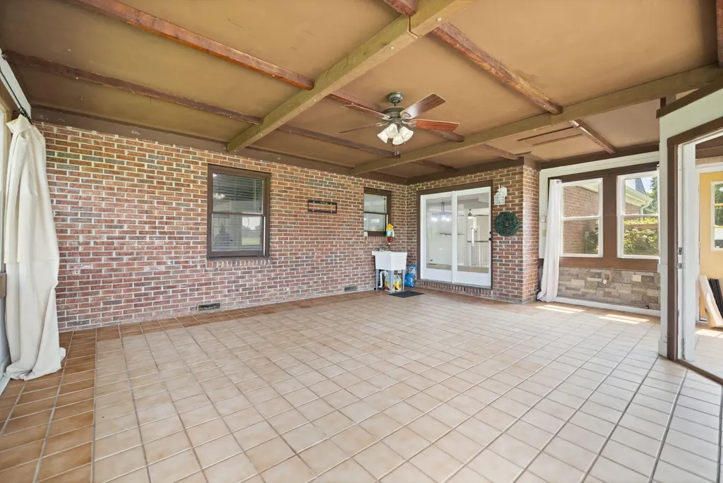 2419 Shun Pike Nicholasville KY 40356