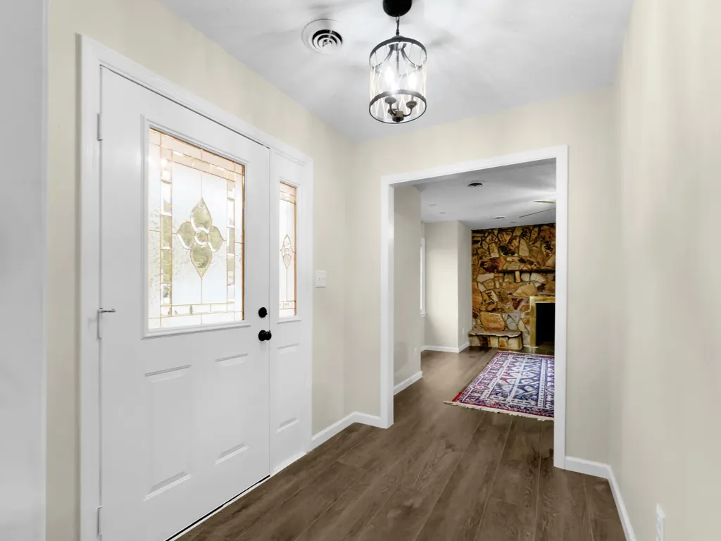 33 Horseshoe Street Thelma KY 41260