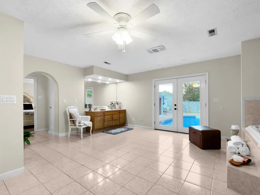 33 Horseshoe Street Thelma KY 41260