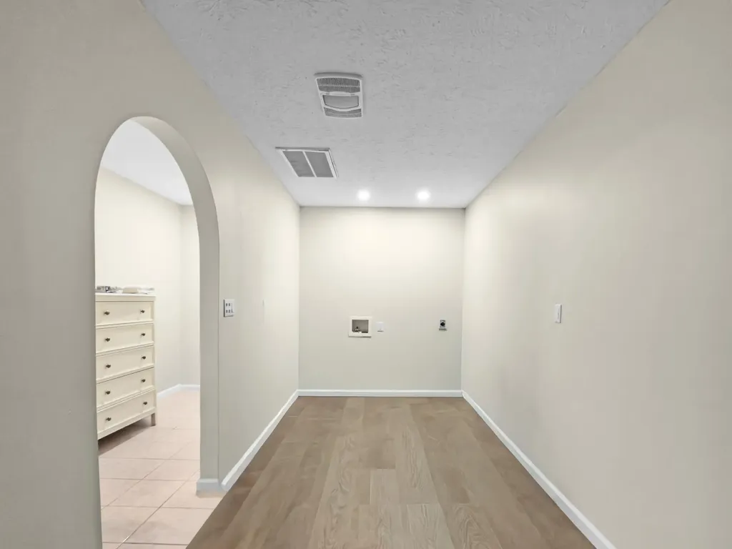 33 Horseshoe Street Thelma KY 41260