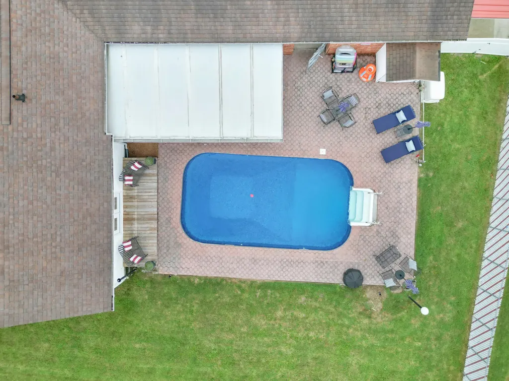 33 Horseshoe Street Thelma KY 41260