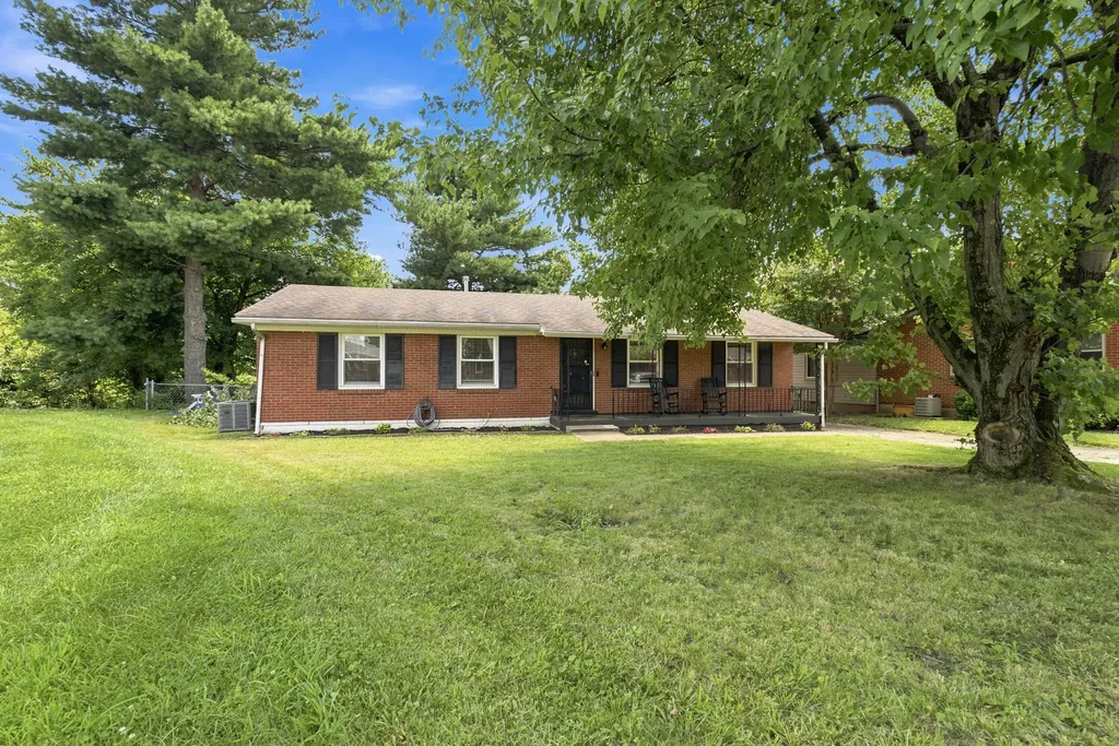 1894 Marlboro Drive Lexington KY 40505