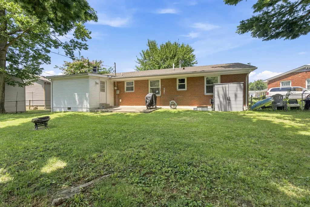 1894 Marlboro Drive Lexington KY 40505