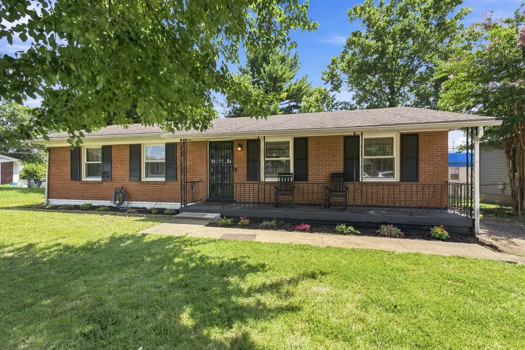 1894 Marlboro Drive Lexington KY 40505