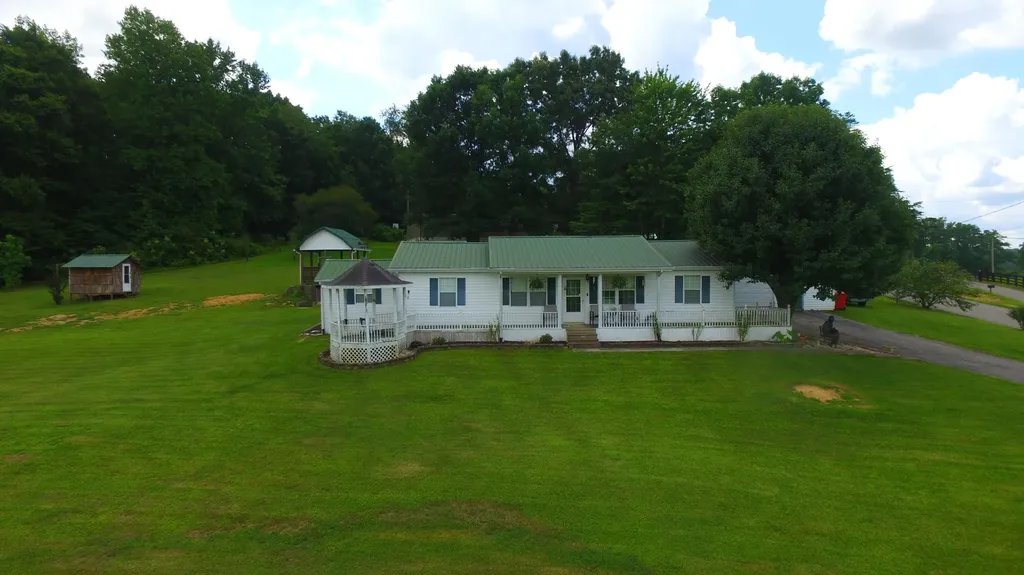 354 Campbell Road Corbin KY 40701