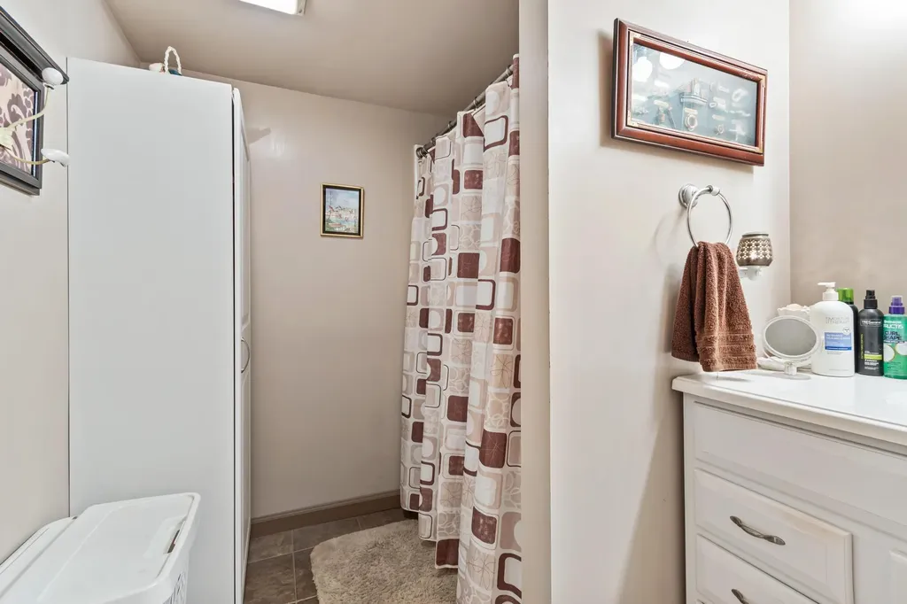 698 Walnut Drive Cadiz KY 42211