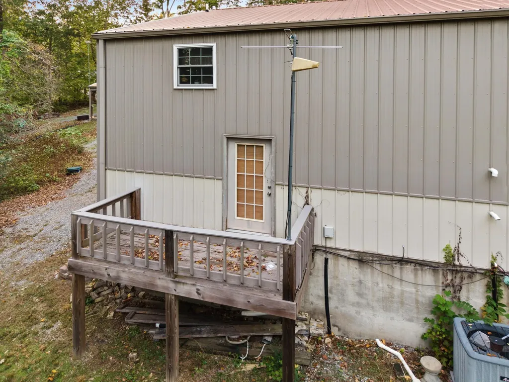 698 Walnut Drive Cadiz KY 42211