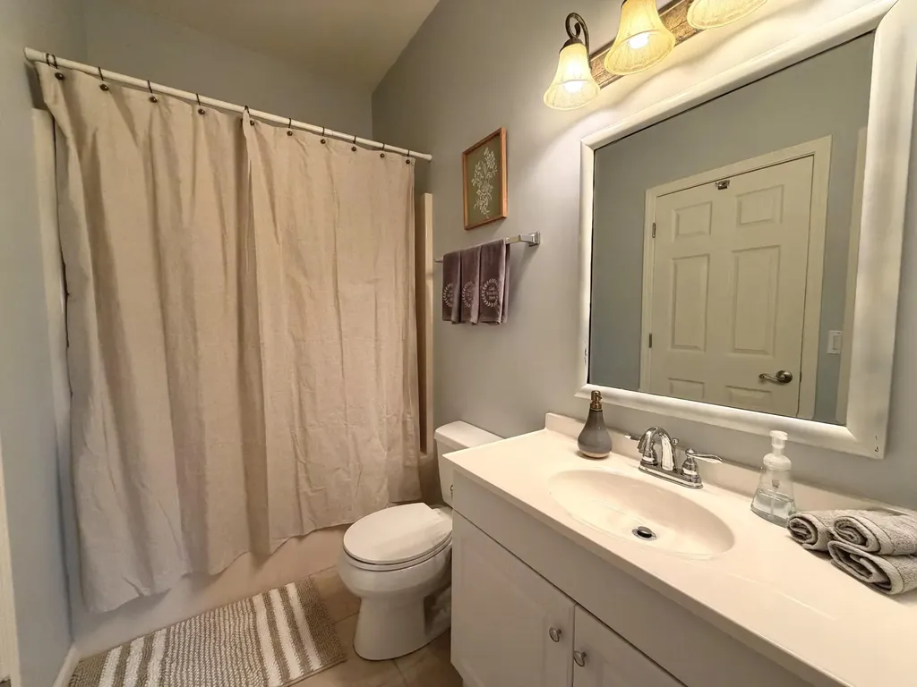 378 Harbor Drive Cadiz KY 42211