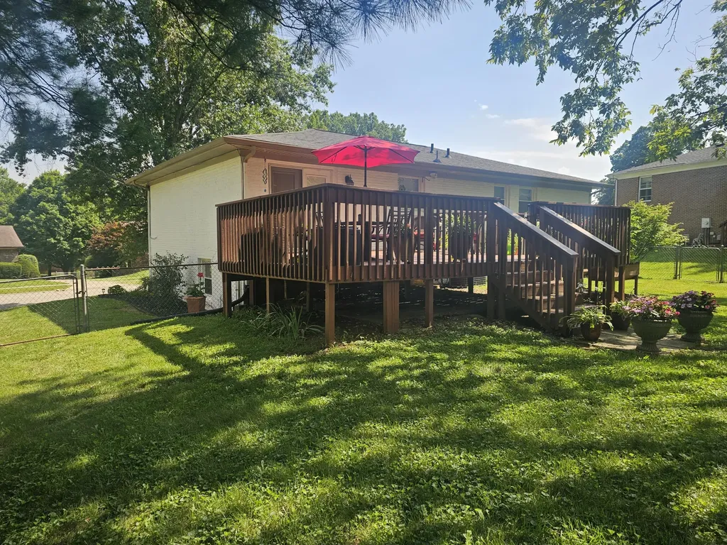117 Oakmont Lane Frankfort KY 40601
