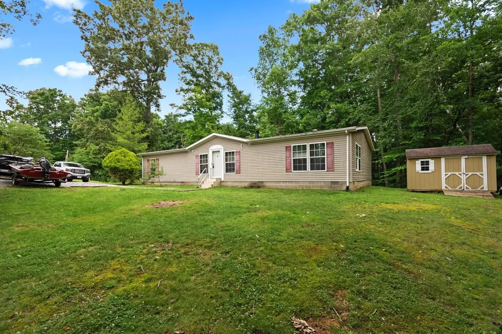 75 Walnut Drive Cadiz KY 42211