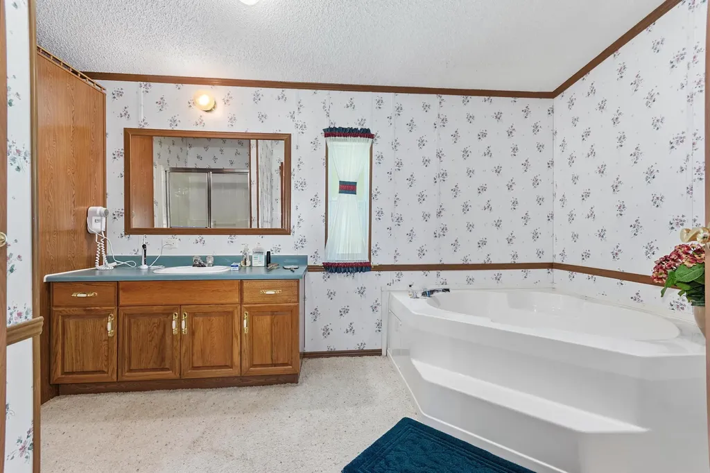 75 Walnut Drive Cadiz KY 42211
