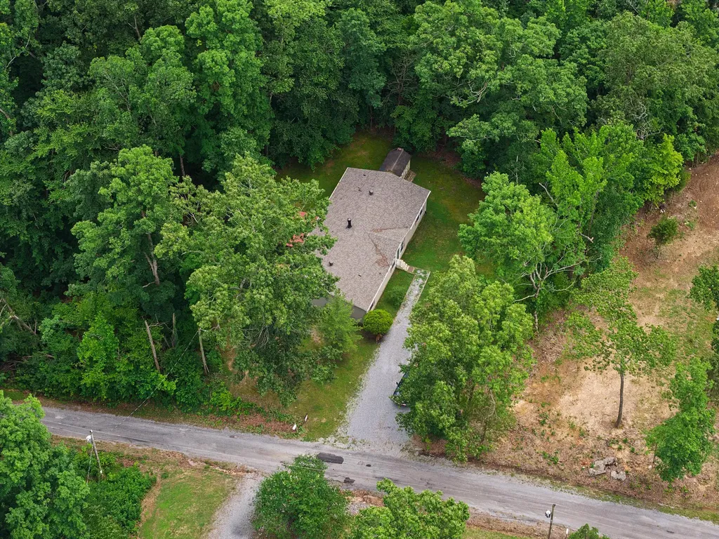 75 Walnut Drive Cadiz KY 42211