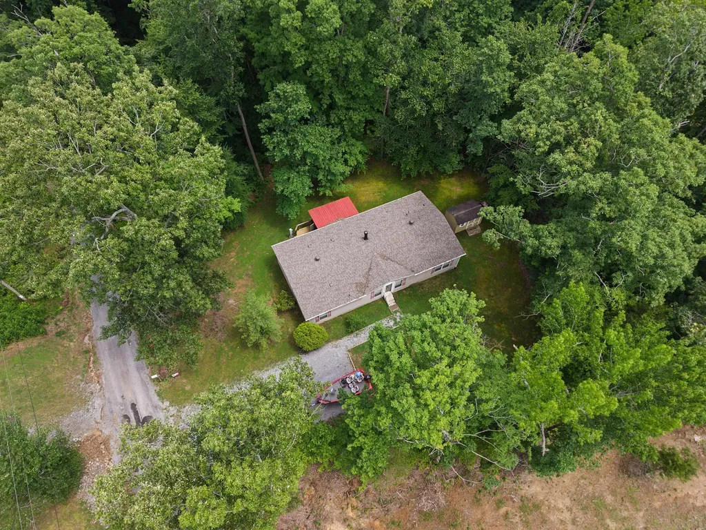75 Walnut Drive Cadiz KY 42211