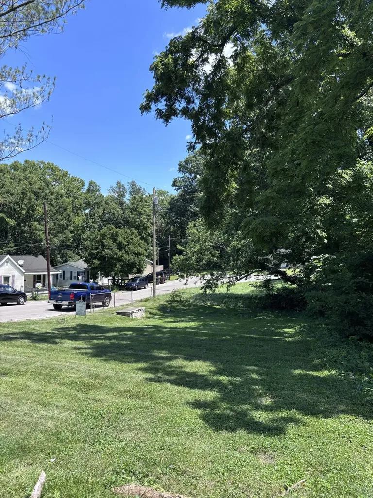 413 Marshall Street Paris KY 40361