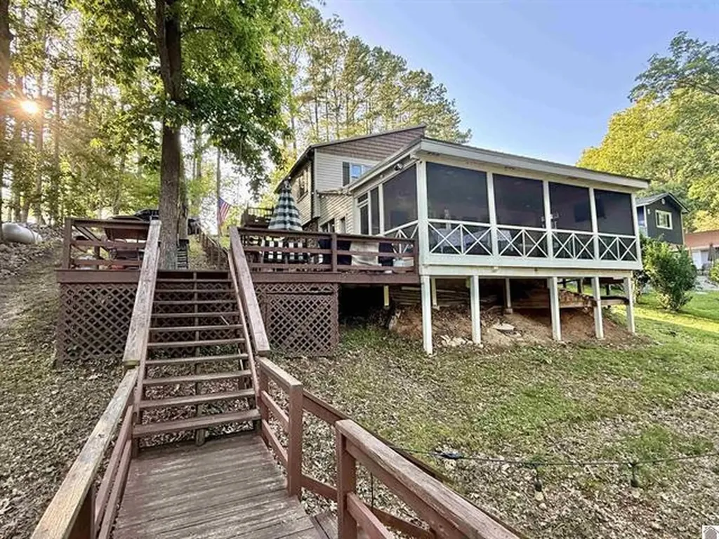 318 Horseshoe Drive Cadiz KY 42211