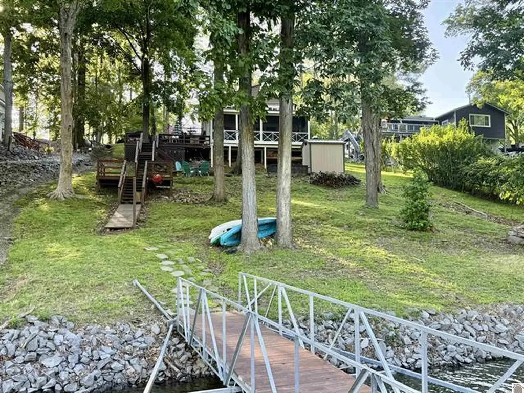 318 Horseshoe Drive Cadiz KY 42211