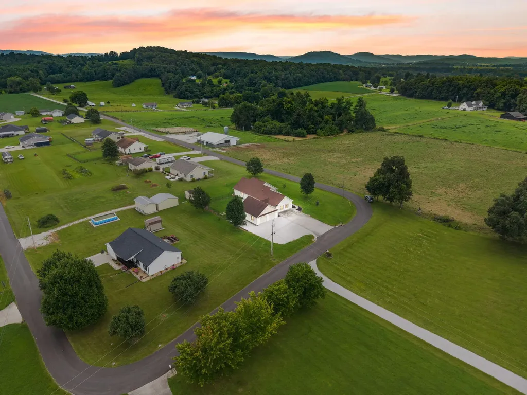 230 Turner Lane Monticello KY 42633