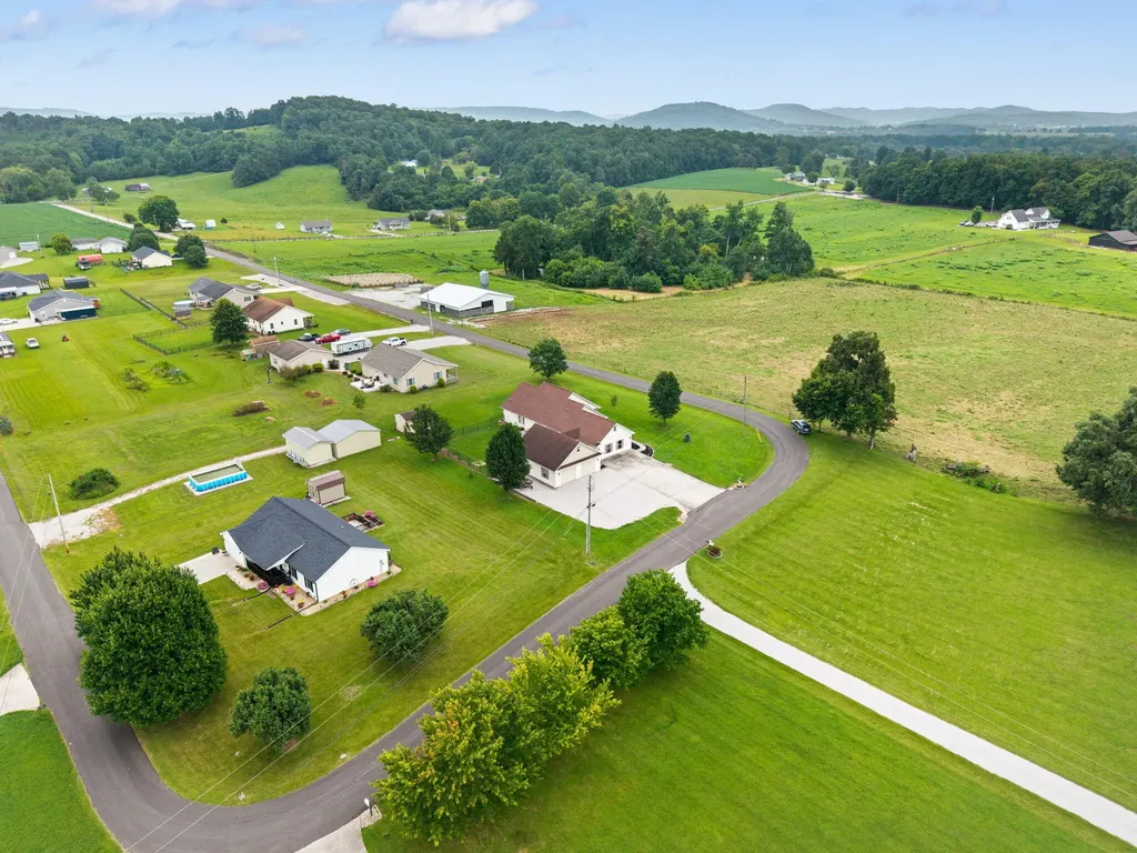 230 Turner Lane Monticello KY 42633