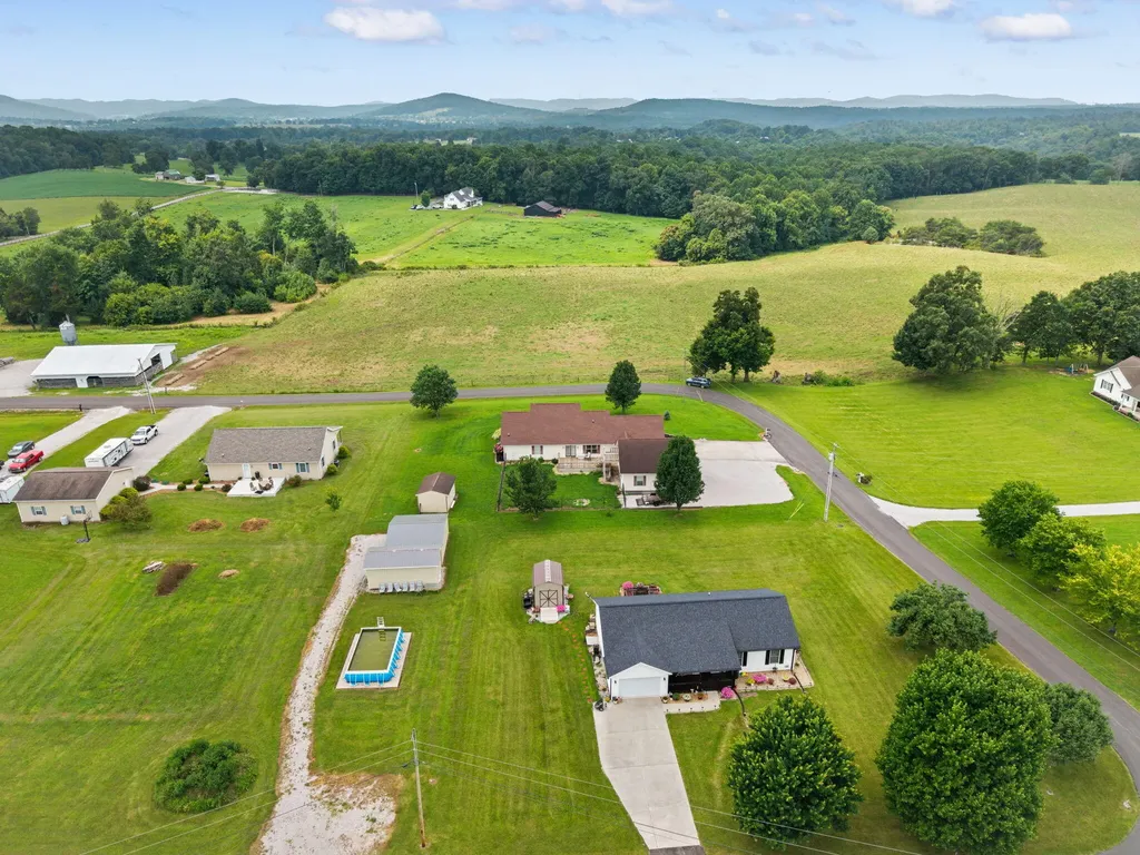 230 Turner Lane Monticello KY 42633