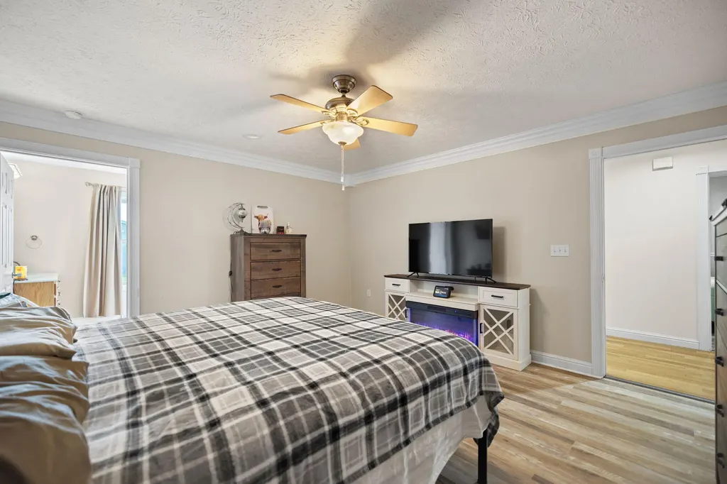230 Turner Lane Monticello KY 42633