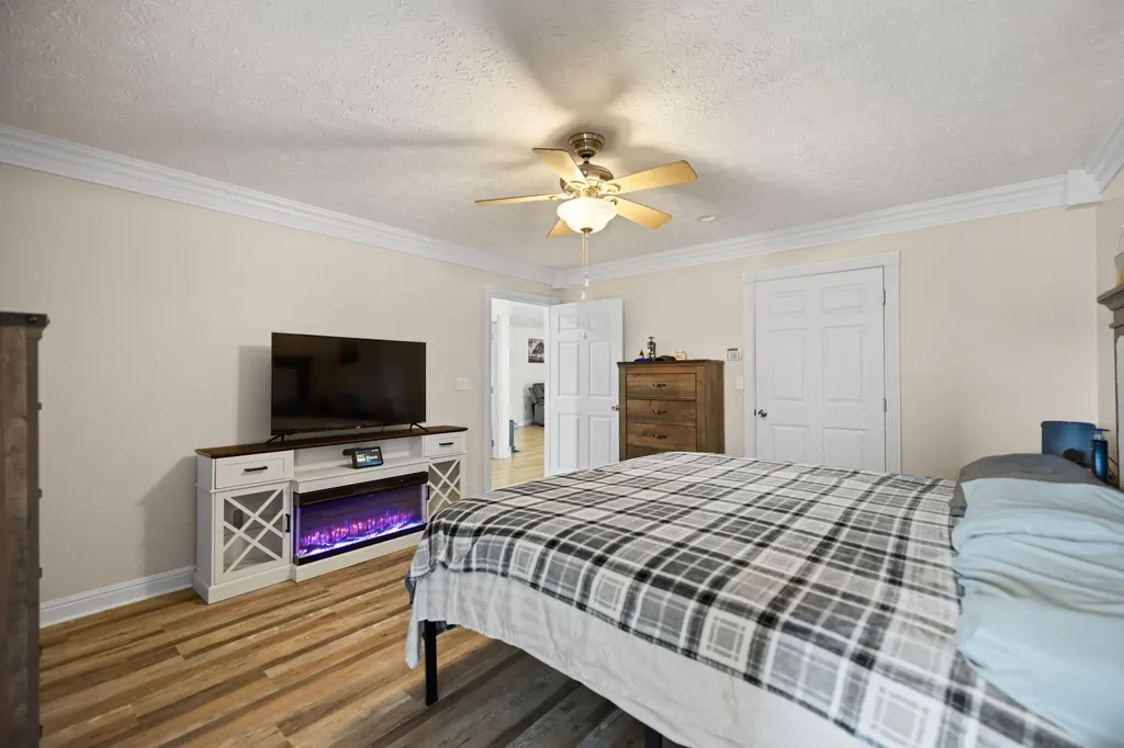 230 Turner Lane Monticello KY 42633