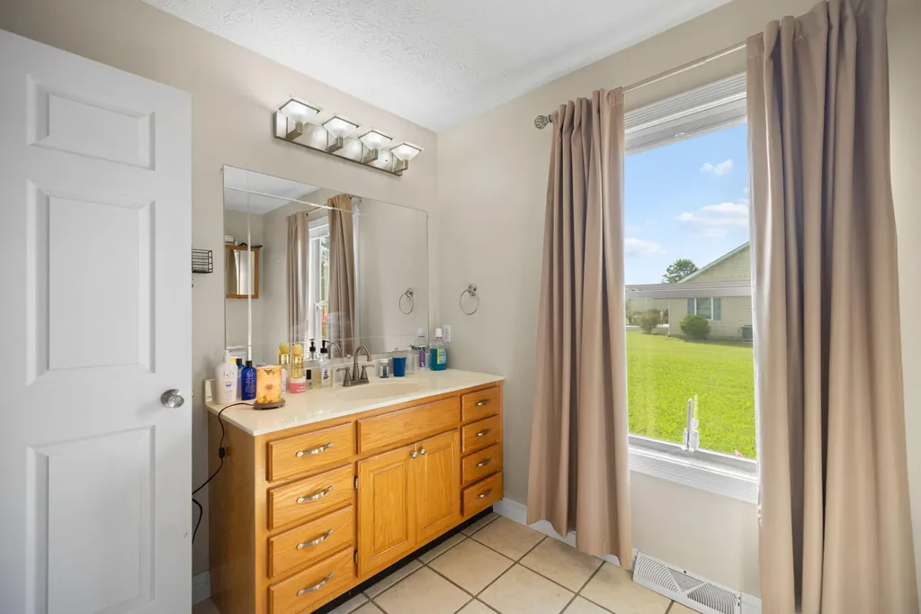 230 Turner Lane Monticello KY 42633